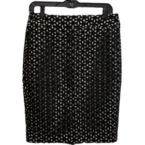 New Ann Taylor Eyelet Pencil Skirt Size 6